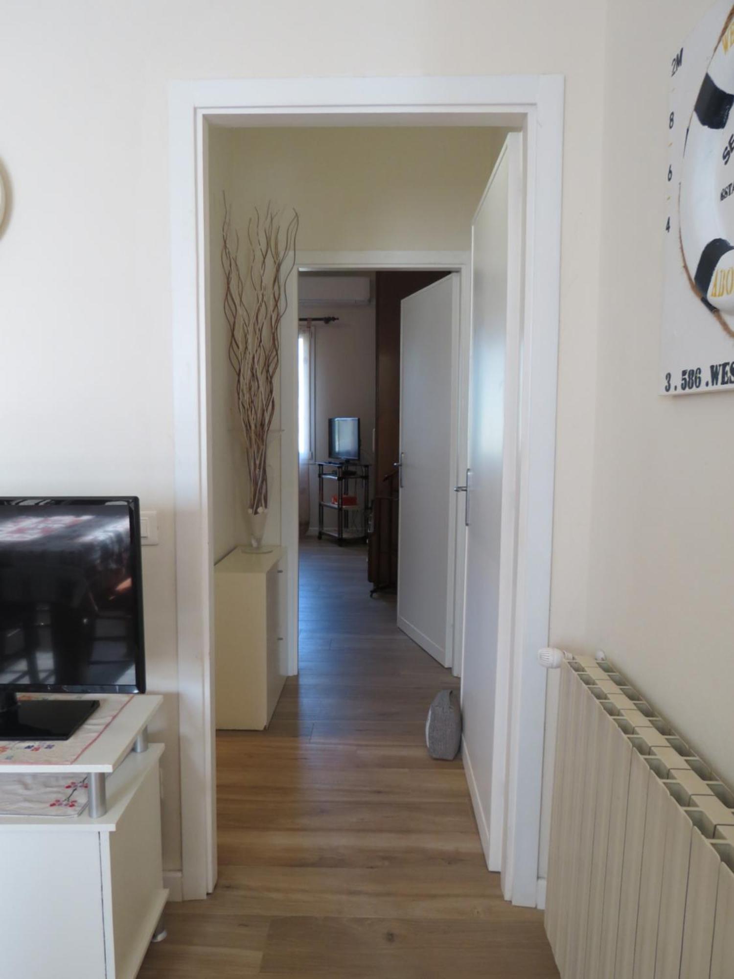 Casa Vacanze “Bouganville” Loc Avane Pisa Веккьяно Экстерьер фото